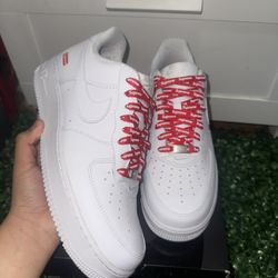Supreme Air Force White Size 10