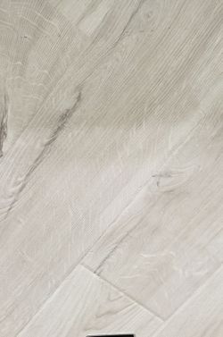 Pergo TimberCraft + WetProtect Waterproof Ocean View Oak 7.48-in W x 4.52-ft L Embossed Wood Plank Laminate Flooring Pergo TimberCraft + WetProtect Waterproof Ocean View Oak 7.48-in W x 4.52-ft L Embossed Wood Plank Laminate Flooring