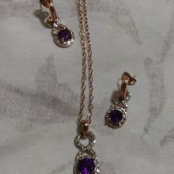 18 Inch Necklace And Earrings Set In Amethyst.