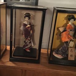 Vintage Japanese Geisha Dolls In Glass Cases