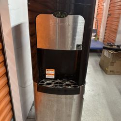 water cooler/dispenser (VIVA)