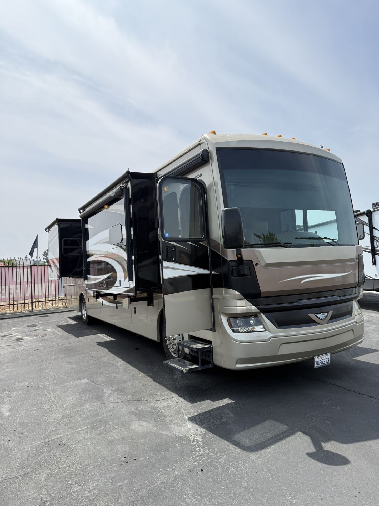 2016 Fleetwood Class A Diesel