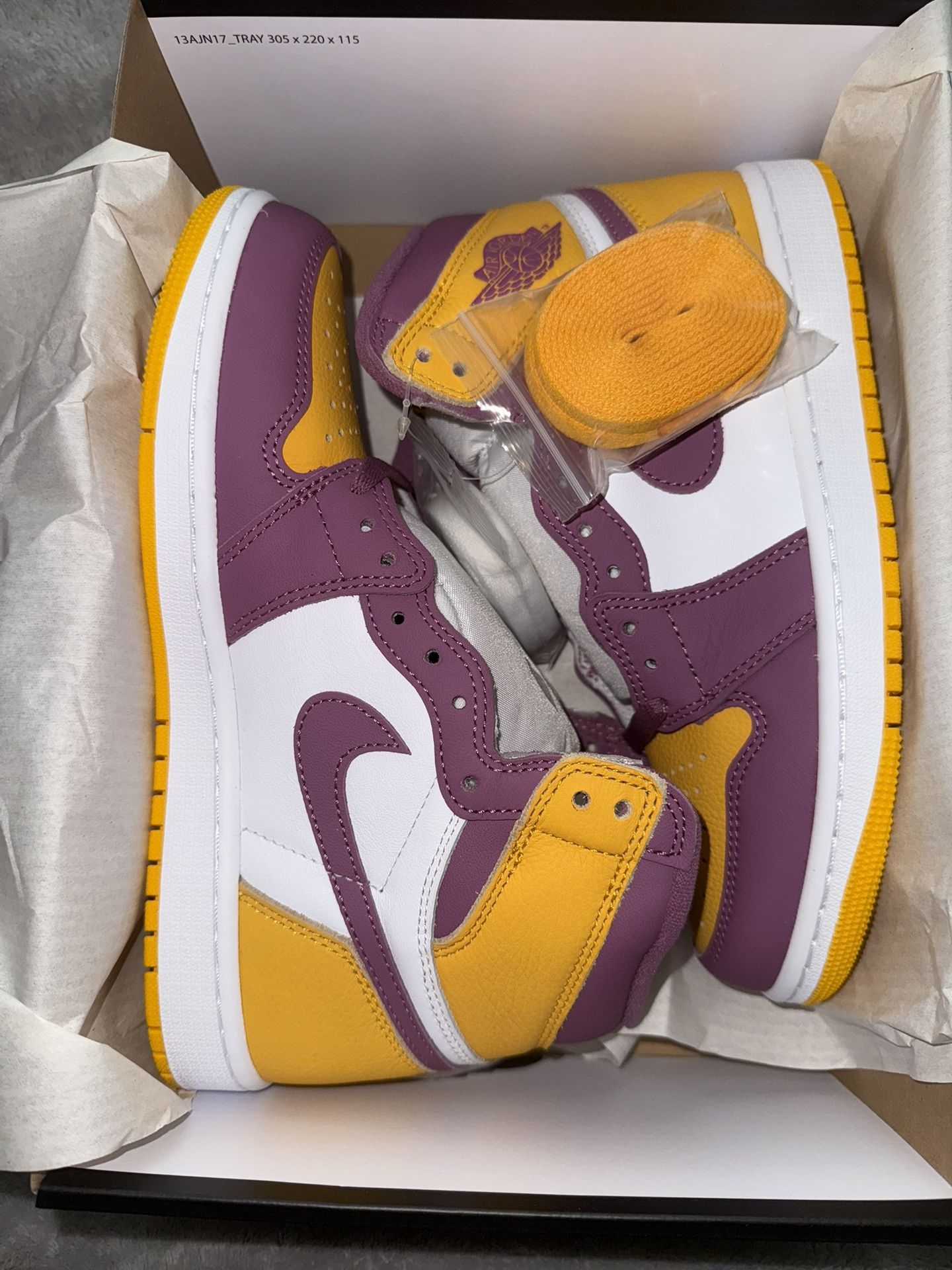 Jordan 1 OG Retro High “Brotherhood”