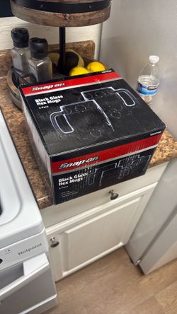 Snap On Black glass hex mugs 24 oz brand new set of 4