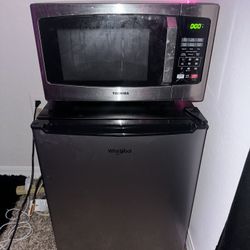 Microwave & Mini Fridge