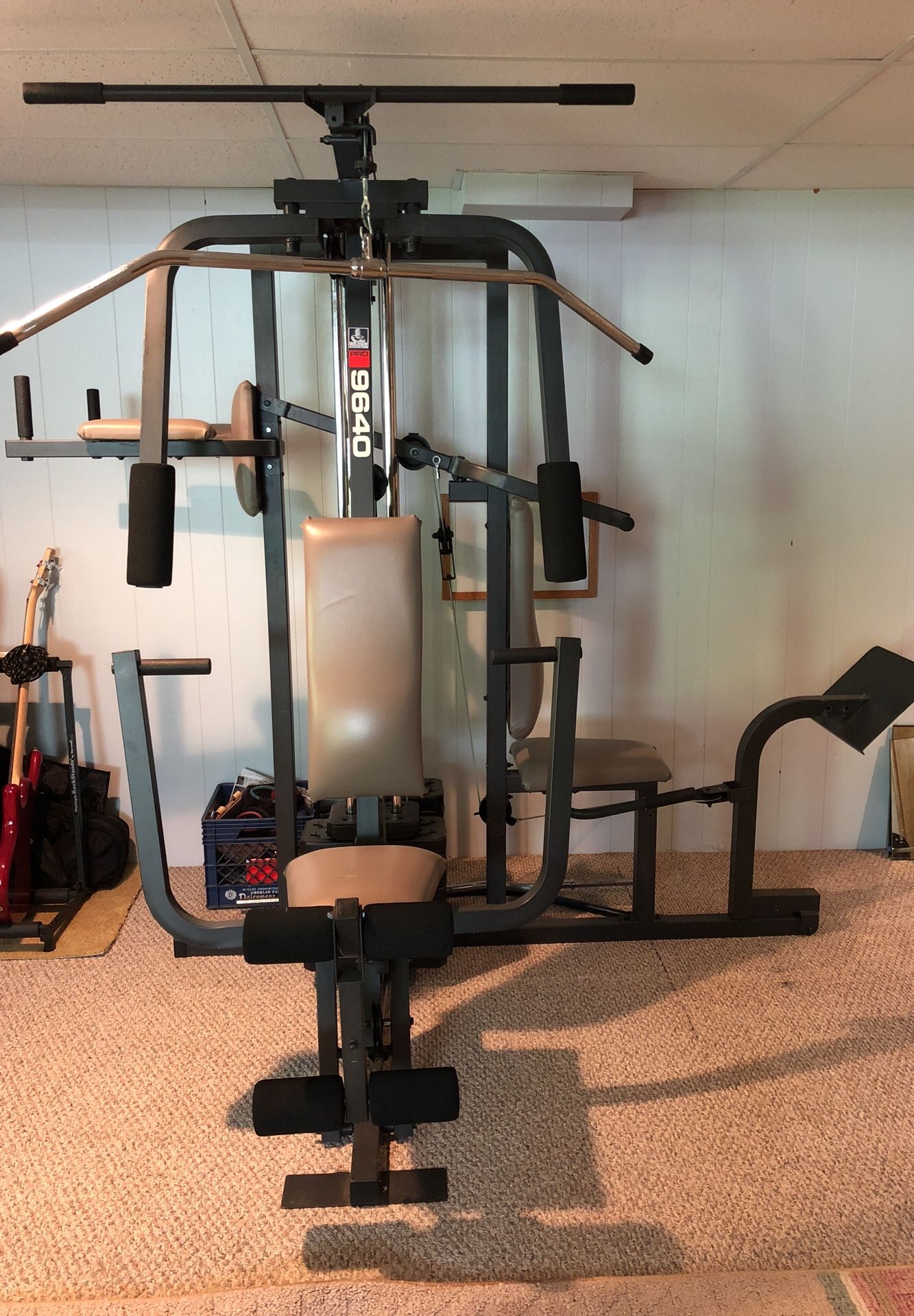 Weider Pro 9640 weight station home gym
