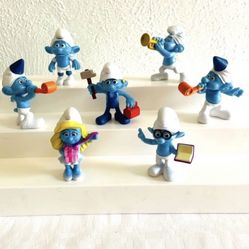 Smurfs Figurines Lot Of 7