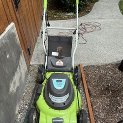 Greenworks Lawn Mower (corded)