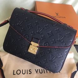 Louis Vuitton Handbag Hooks for Women