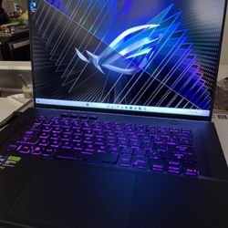 Asus Gaming Laptop i9-13900H / RTX 4080 / 32GB RAM / 2TB SSD / 2K 240Hz
