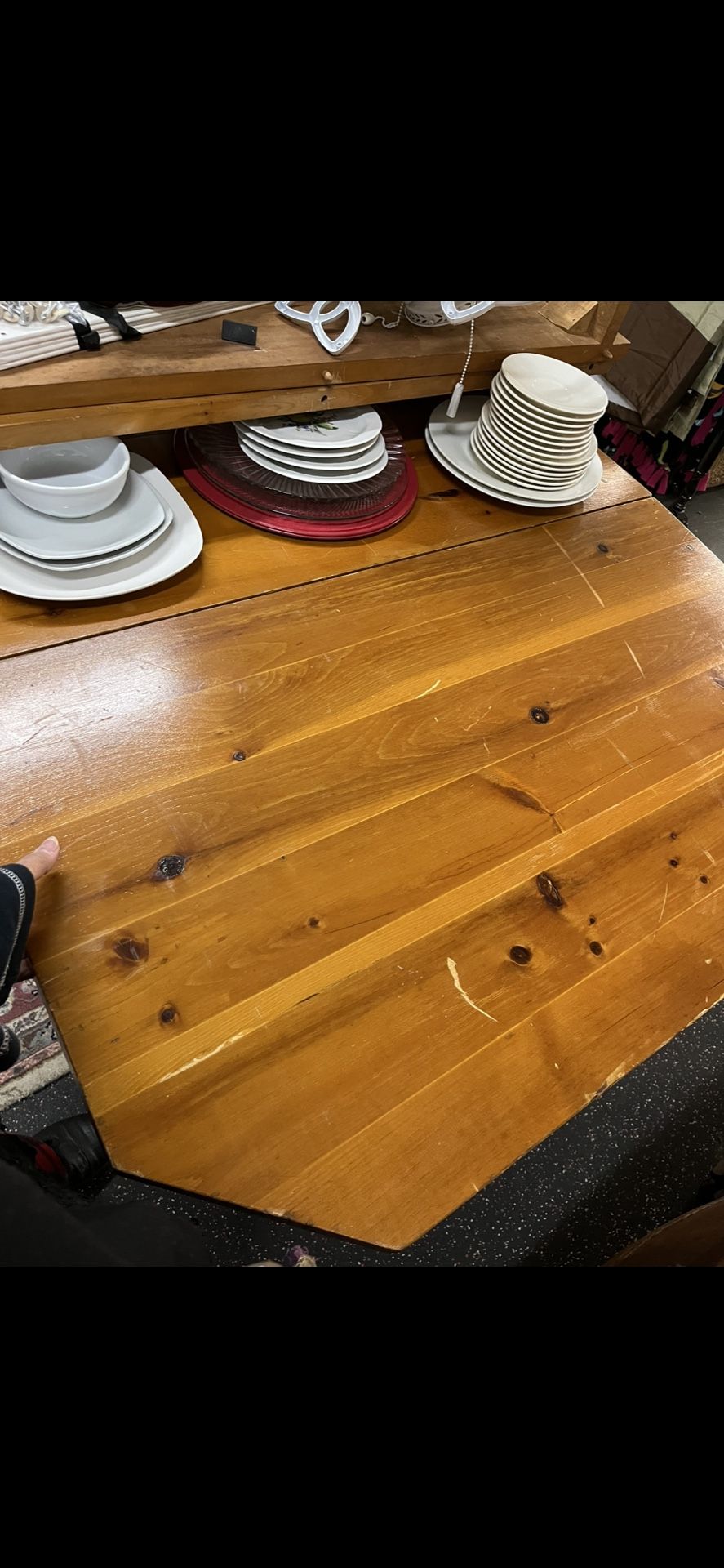 Folding Dinning Table With 2 Extra Extensions . Extends To Make A Very Big Dinning Table,.