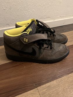 Nike SB Dunk Batman Mid Sz 11 165$