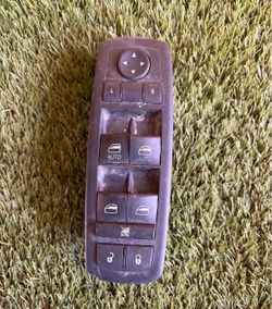 2016 Chrysler 300 LH window switch