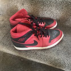 JORDAN 1 MID REVERSED BRED SIZE 11