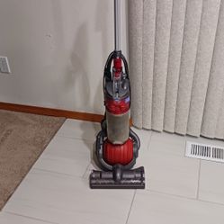 Dyson Ball Vacuum Cleaner 