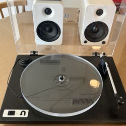 U Turn Audio Orbit Vinyl Player