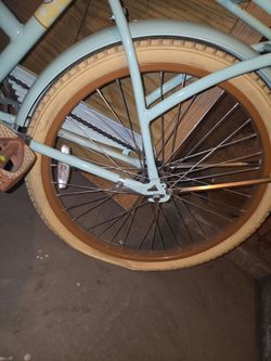 Beach cruise bike