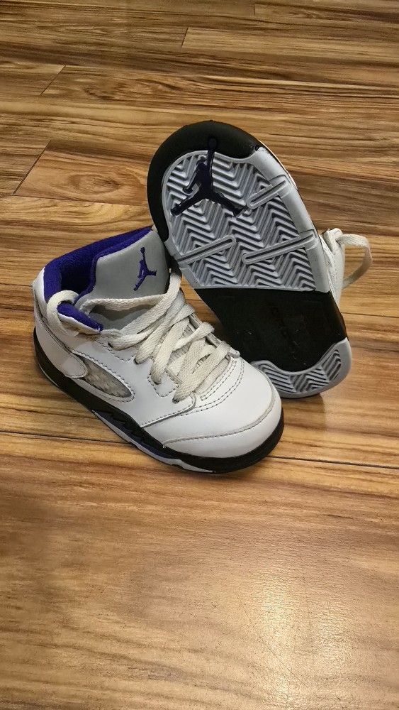 Jordan's Kids Size 7c