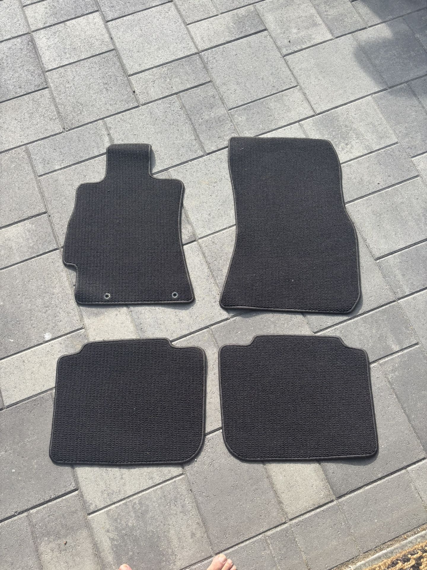 2013 Subaru Outback Floor Mats (brand New)