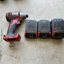 Milwaukee 1/4 Hex Impact Drill With 3 Batteries