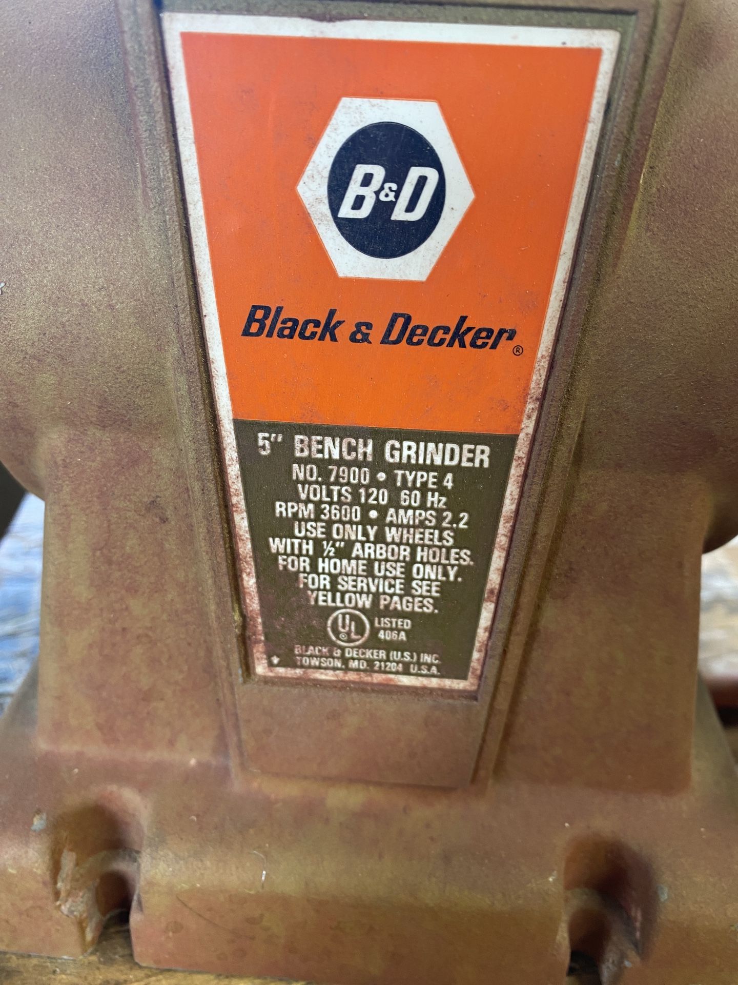 5” B&D Bench Grinder