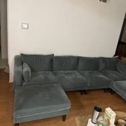 New Mid Century Modern Sectional Couch! Free Delivery 🚚! Financing Available! 