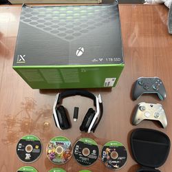 XBOX SERIES X LOT - ELITE CONTROLLER, HEADSET, 7 GAMES, 2 ADDITIONAL CONTROLLERS
