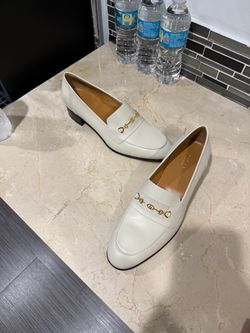 Women’s Gucci shoes - Size 11 (brand new)