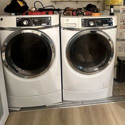 GE Washer And Gas Dryer 