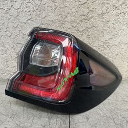 2020 - 2025 SUBARU OUTBACK REAR RIGHT PASSENGER  SIDE OUTER TAIL LIGHT OEM