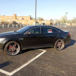 2013 Ford Taurus