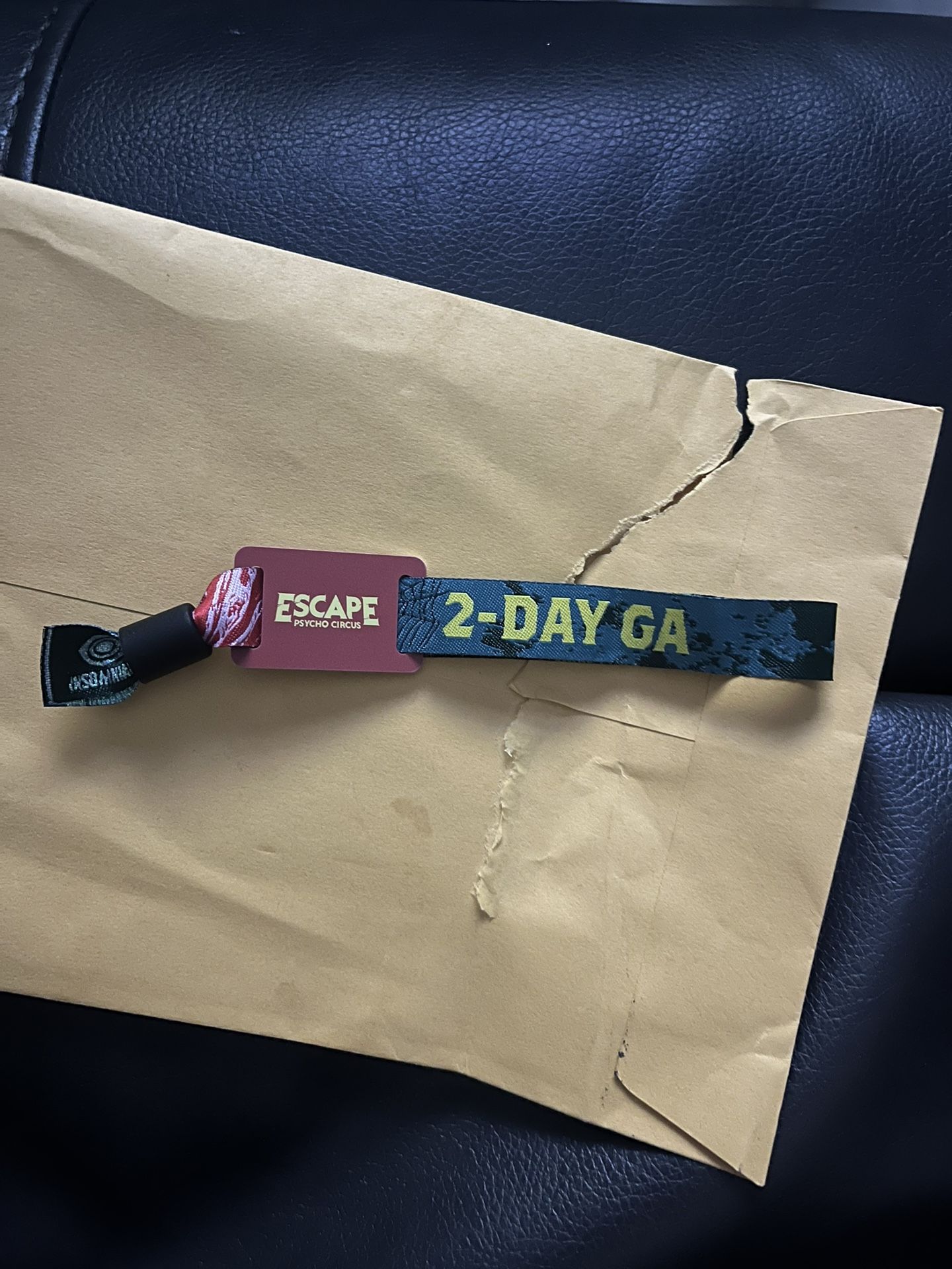 2 Day Pass Escape $250