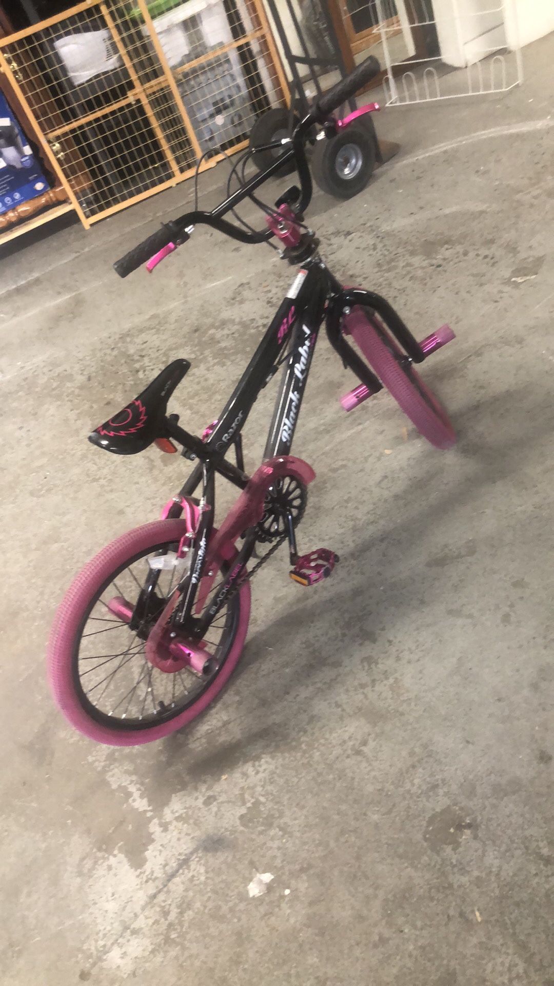 16”Razor Bike Almost Brand New