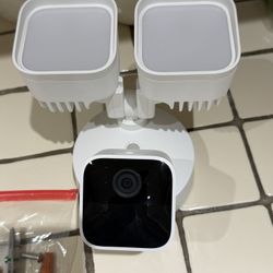 Blink Wired Floodlight Camera