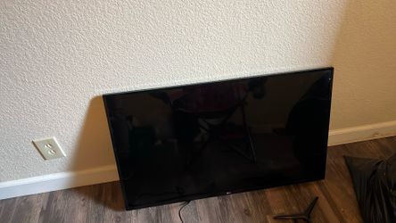 LG TV 36”
