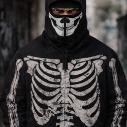 Kiikio skull hoodie CROPPED