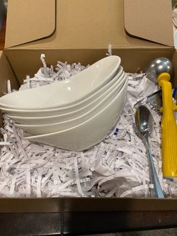 Ice cream set ✨Thrifty Gifted LLC ✨