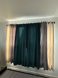 Curtain set