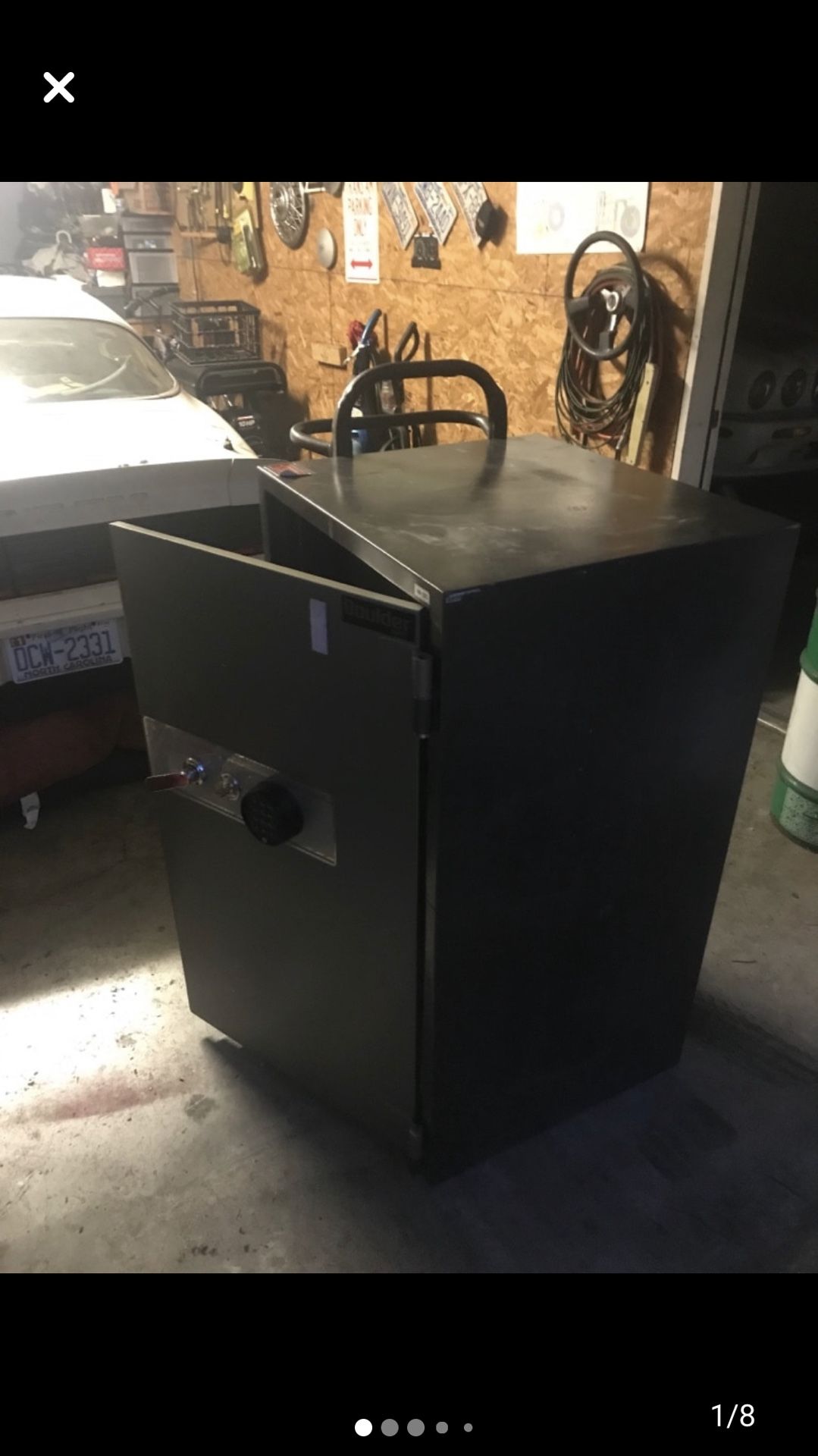 Commercial grade heavy duty safe