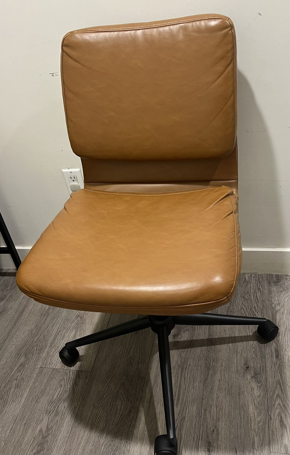Target Brown Leather Swivel Office Desk Chair
