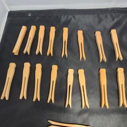 17 large crafting cloths pins 3.75" Avondale