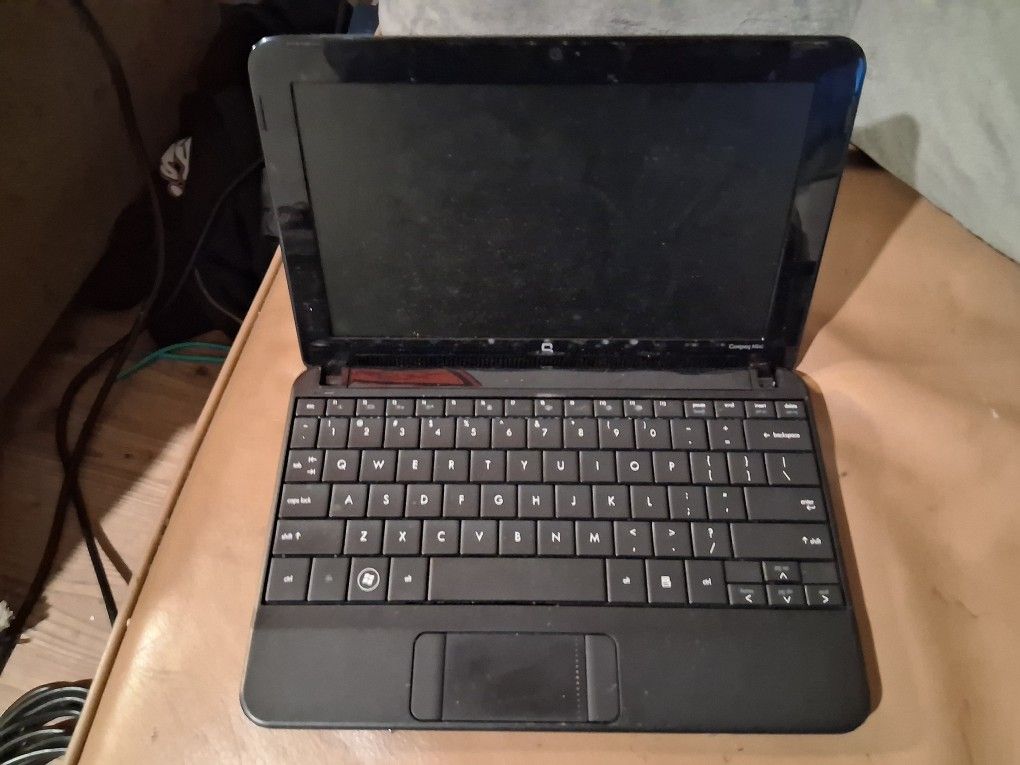  HP Compaq 610 laptop.