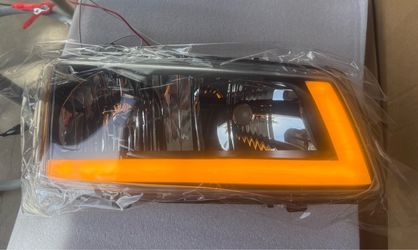 03-06 Chevy Silverado Black Amber Switchback LED Headlights Parking Lights
