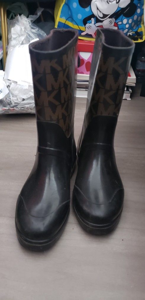 MK Rain Boots Obo
