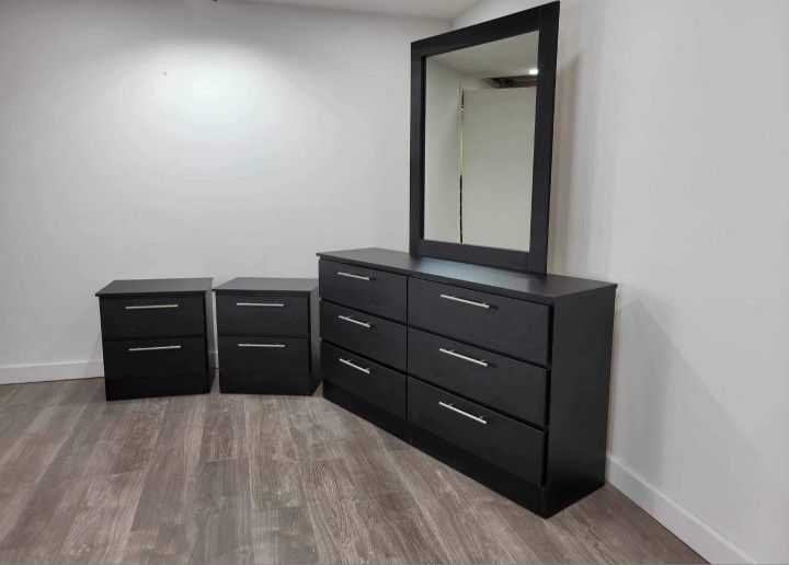 DRESSER WHIT MIRROR AND 2 NIGHTSTANDS _ COMODA CON ESPEJO Y 2 MESITAS DE NOCHE