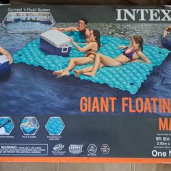 Brand New Intex Giant Floating Mat 9.5x7