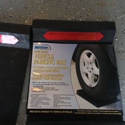 Park right vehicle parking mat
