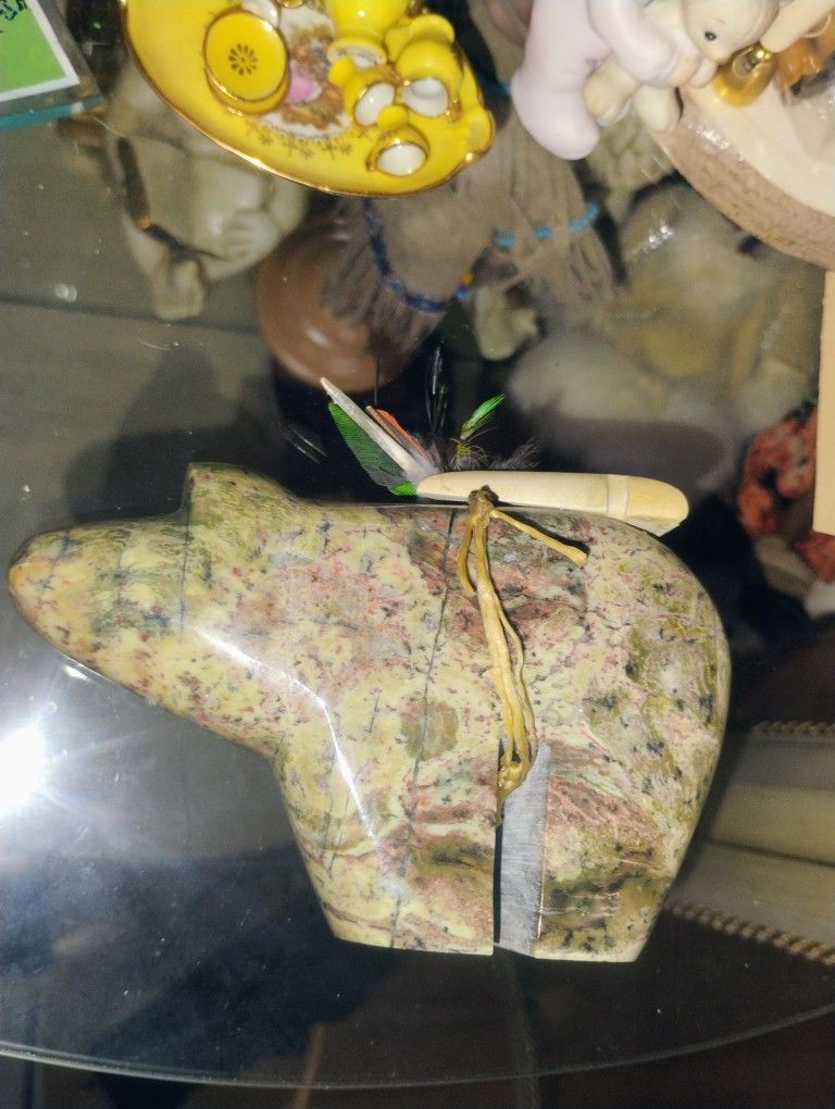 American Indian Carved Fetish Bear With Turquoise