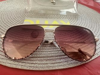 QUAY Sunglasses