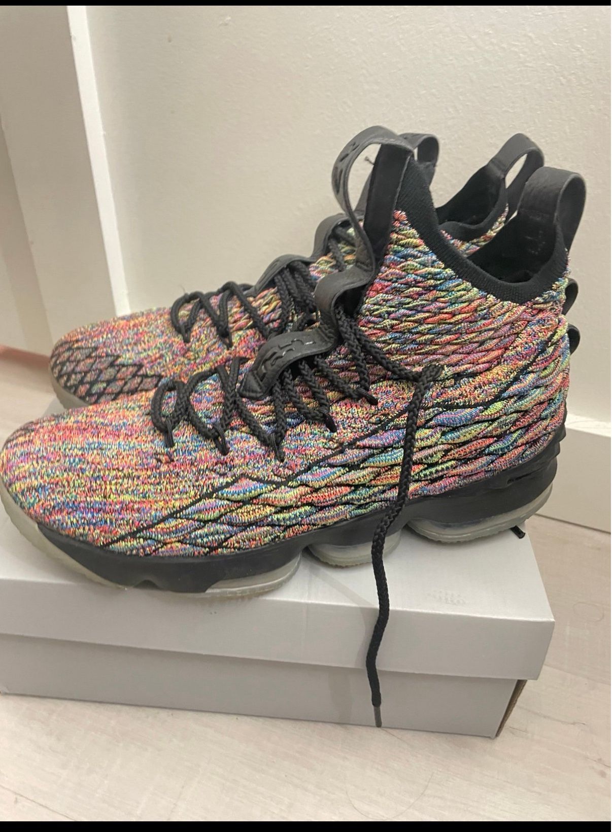 Nike Lebron 15 Basketball Shoes